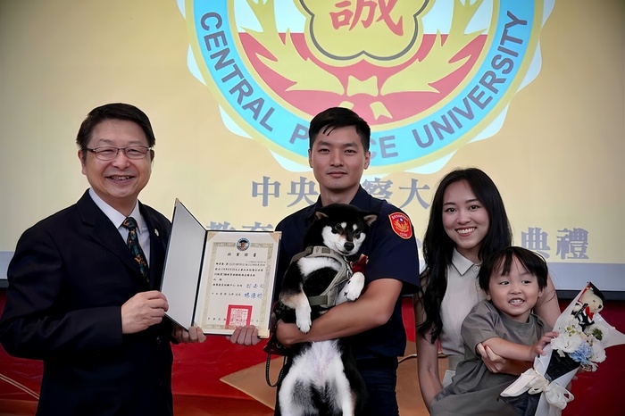 Awarding of graduation certificates