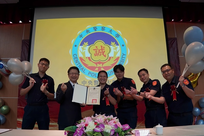 Awarding of graduation certificates